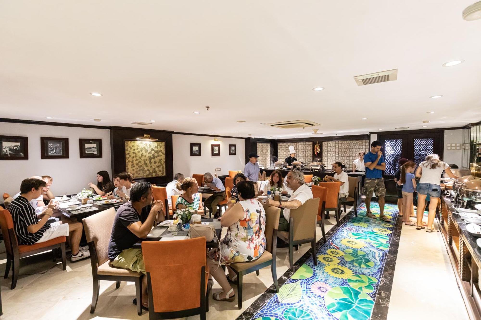 האנוי Golden Lotus Luxury Hotel מראה חיצוני תמונה