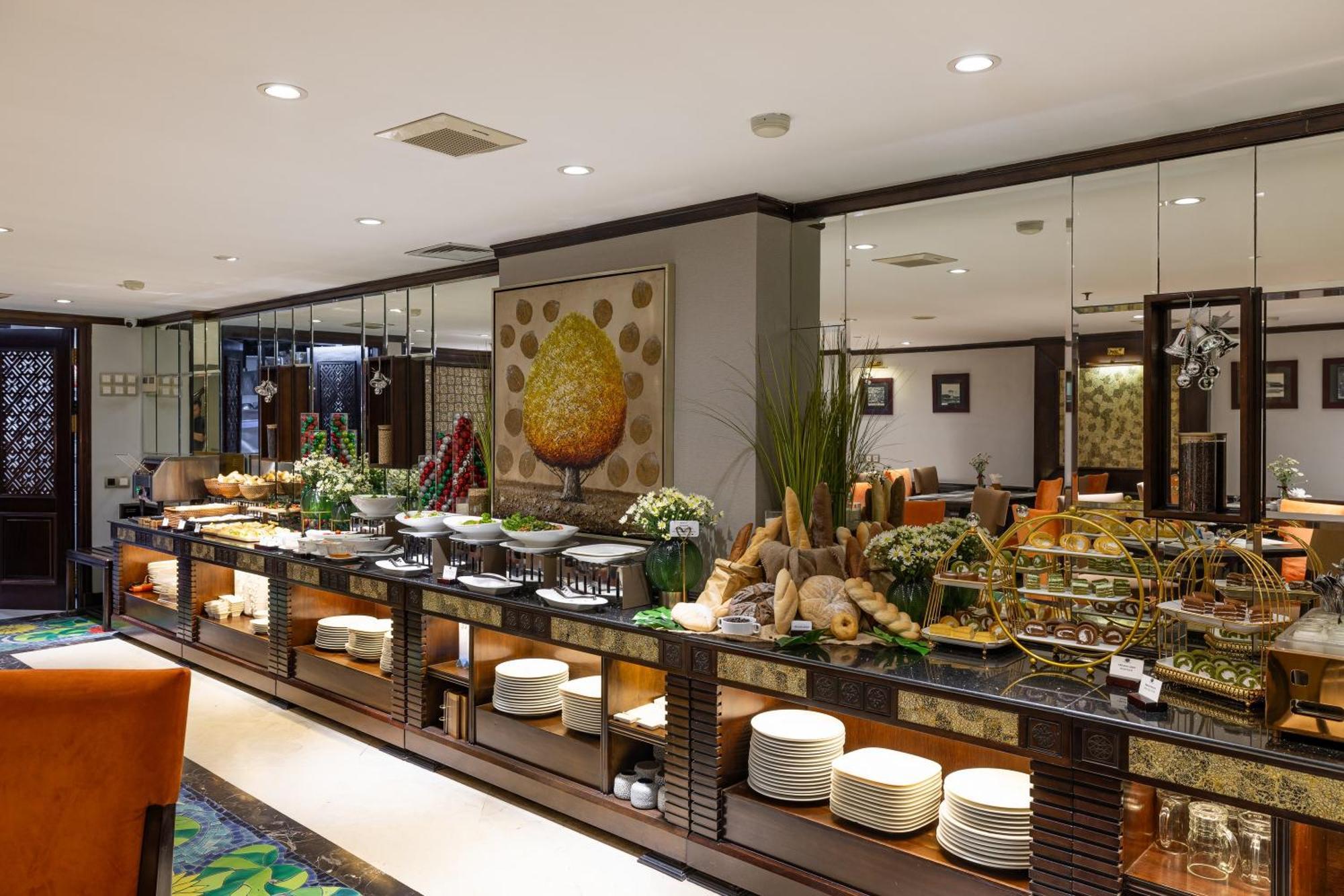 האנוי Golden Lotus Luxury Hotel מראה חיצוני תמונה