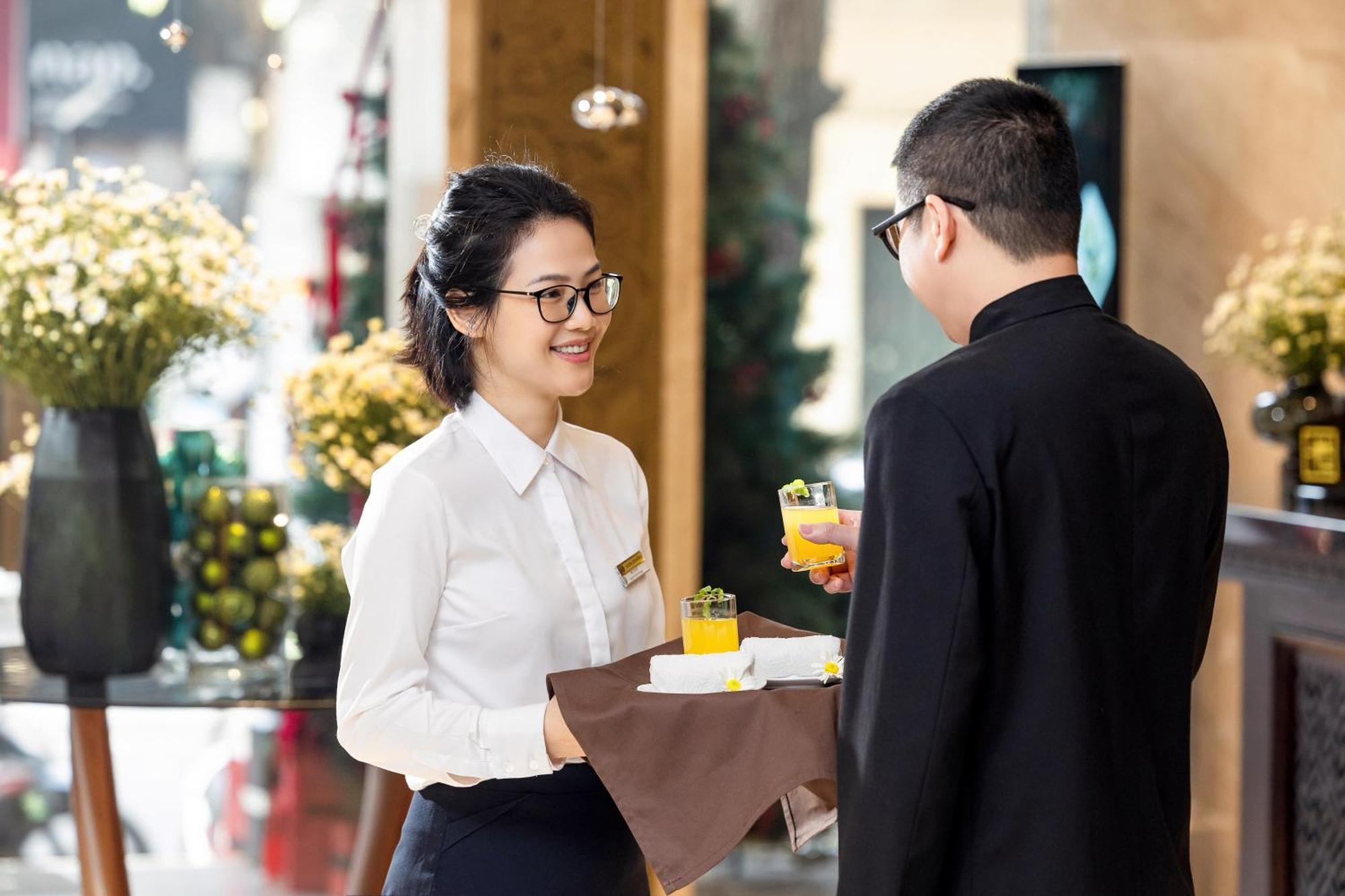 האנוי Golden Lotus Luxury Hotel מראה חיצוני תמונה
